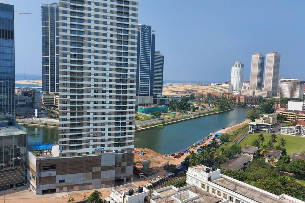 Jays Apartment - Colombo 02 At The Heart Of Convenience Εξωτερικό φωτογραφία