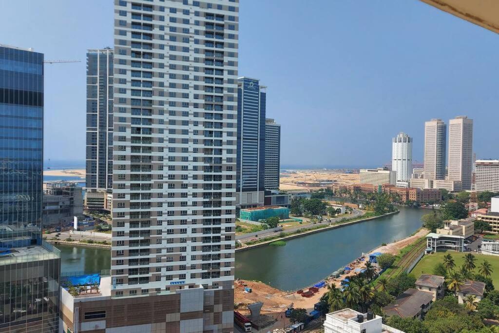 Jays Apartment - Colombo 02 At The Heart Of Convenience Εξωτερικό φωτογραφία